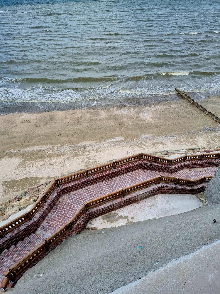 Marie t guillotin le chemin vers la mer